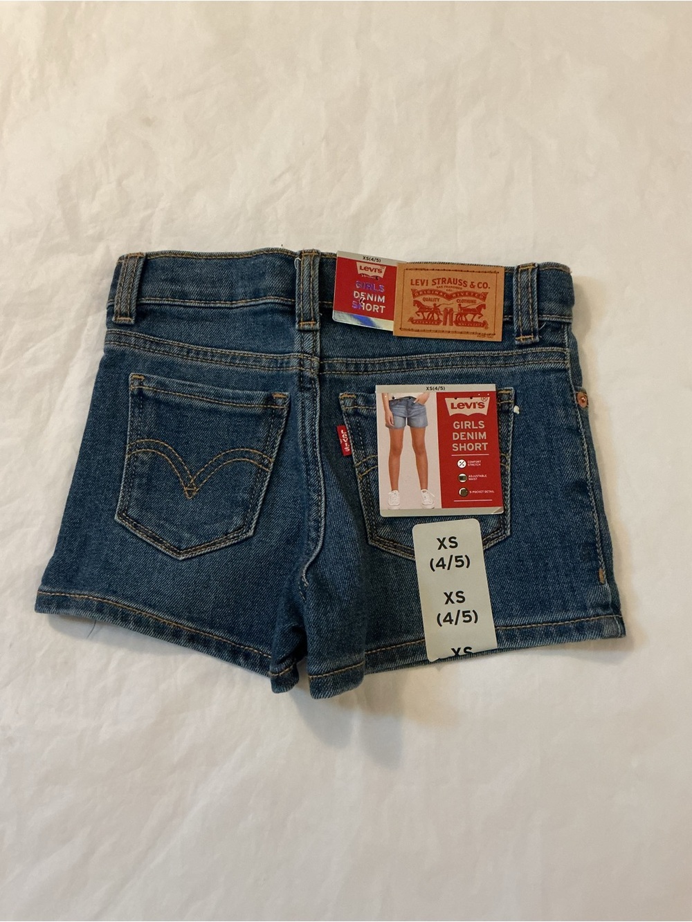 NWT Levi’s Girlfriend denim Jean shorts youth girl’s XS 4/5